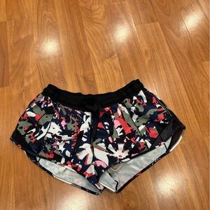 Lululemon Speed Short Pop Cut Boom Juice‎ Black